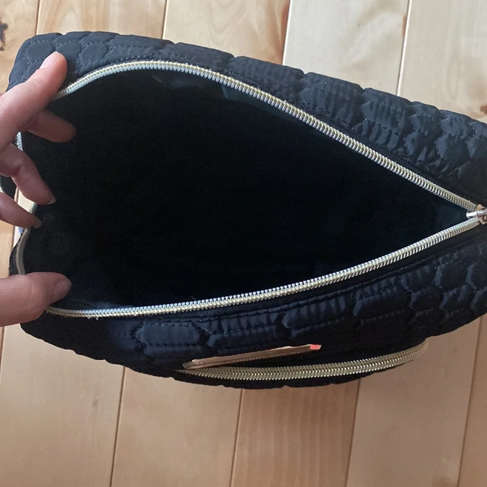Toiletry Bag - Picture 2 of 4